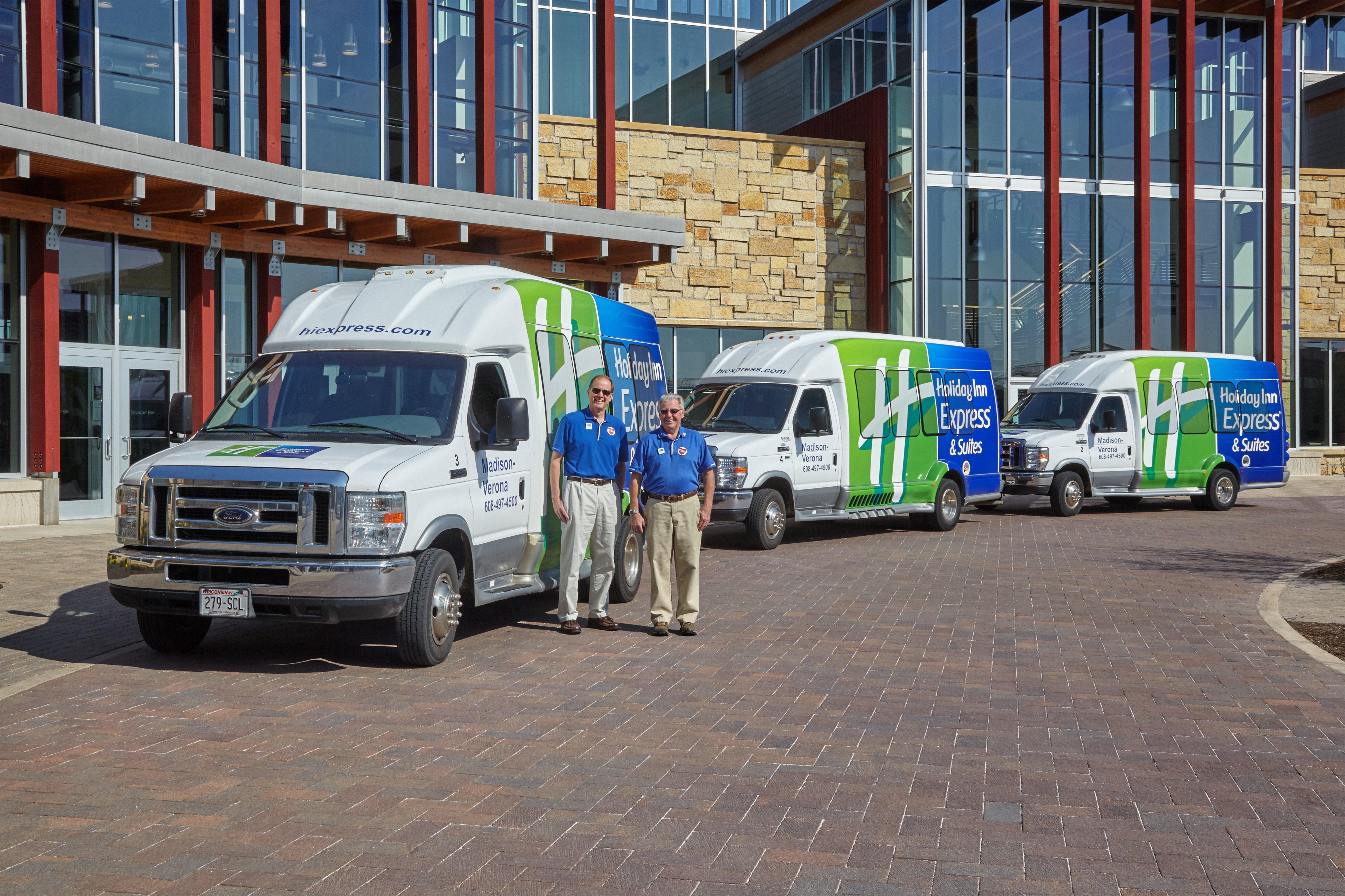 Holiday Inn Express & Suites Madison-Verona By Ihg Exterior photo